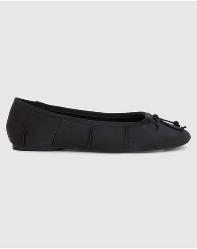 BLACK SATIN