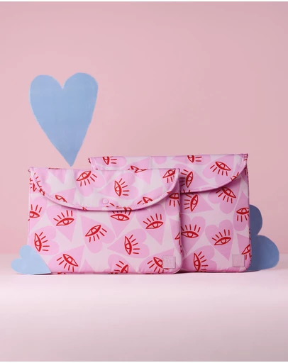 The Somewhere Co - Lady Love 16-Inch Laptop Case