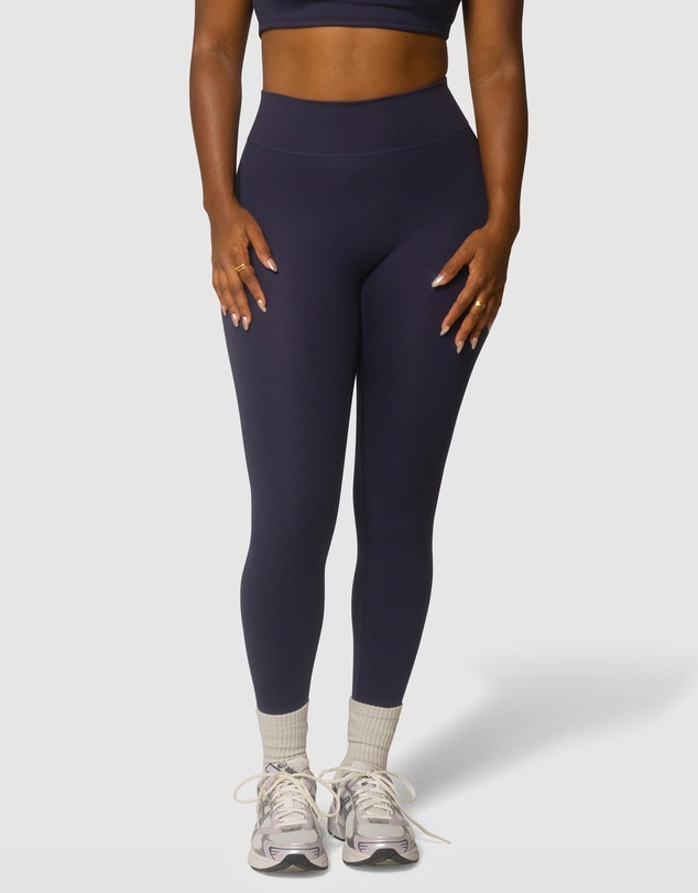437 - The Essentials Leggings