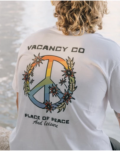 Vacancy Co - Peace & Leisure Tee