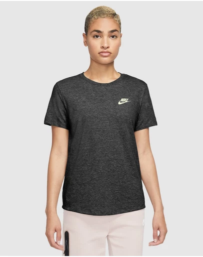 Nike - Sportswear Club SS Tee