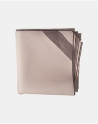 porter green - privv | vegan leather waterproof picnic rug