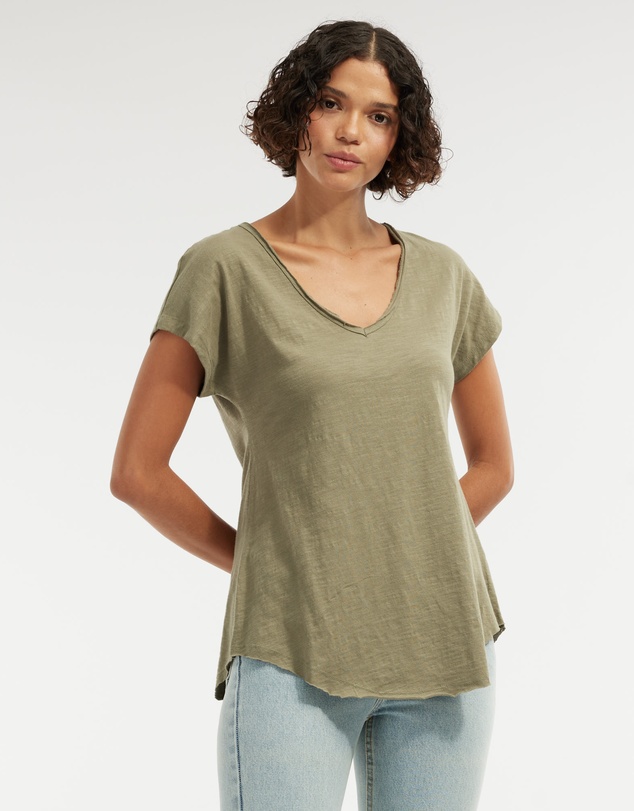 Amelius - Aiden Organic V Neck Tee