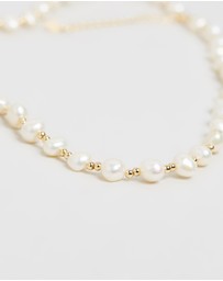 Carly Paiker - Vacation Pearl Necklace