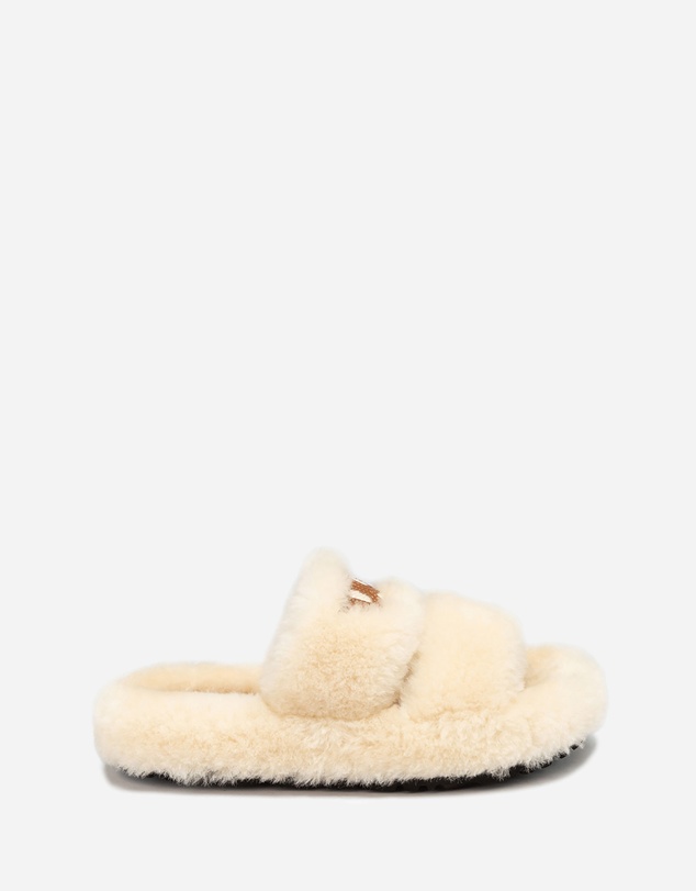 Ozwear Connection Uggs - Ugg Signature Shearling Slippers