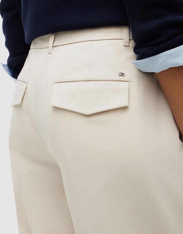 Tommy Hilfiger - Pleated Barrel Chinos