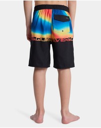 Quiksilver - Boys 8 to 16 Everyday Half 17