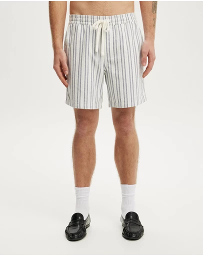 Cotton On - Easy Short