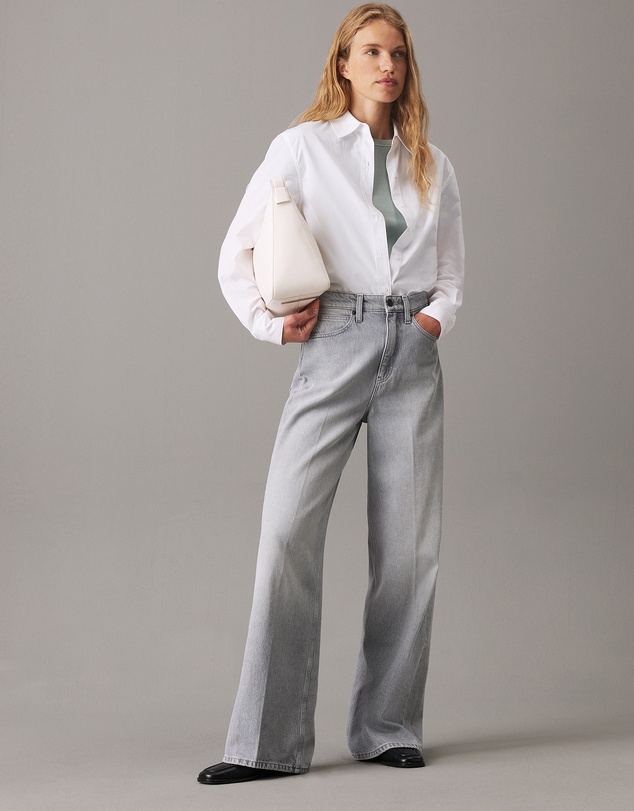 Calvin Klein - High Rise Wide Leg Jeans