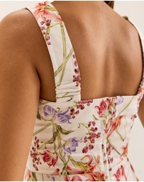 Review - Tropics Crop Top