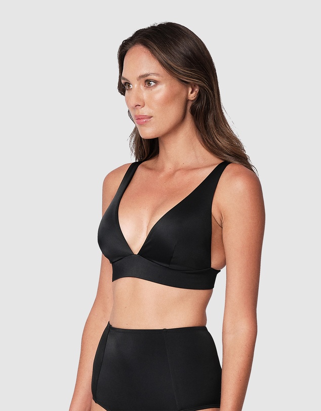 UNE PIECE - Never Say Never Bralette DD-F Cup Bikini Top
