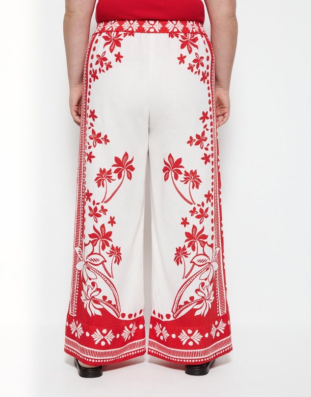 Commonry - Nadia Pant
