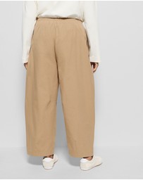 Commonry - Jemma Pant