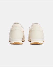 Tommy Hilfiger - Crinkle Cleat Sneakers - Women's