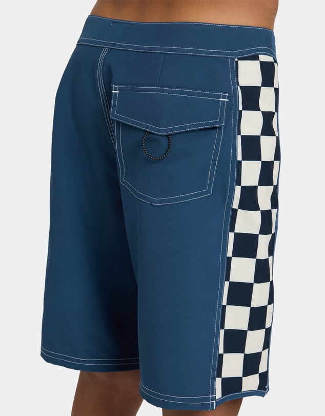 Quiksilver - Boys 8 to 16 Original Arch 17