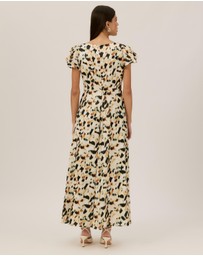 Tussah - Morgan Flutter Sleeve Midi Dress