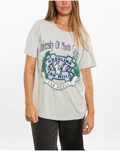 Vintage by The Real Deal - Pre Loved - 90s NCAA University of North Carolina Tar Heels Tee