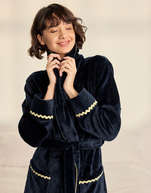 Chelsea Peers - Good Night Dressing Gown