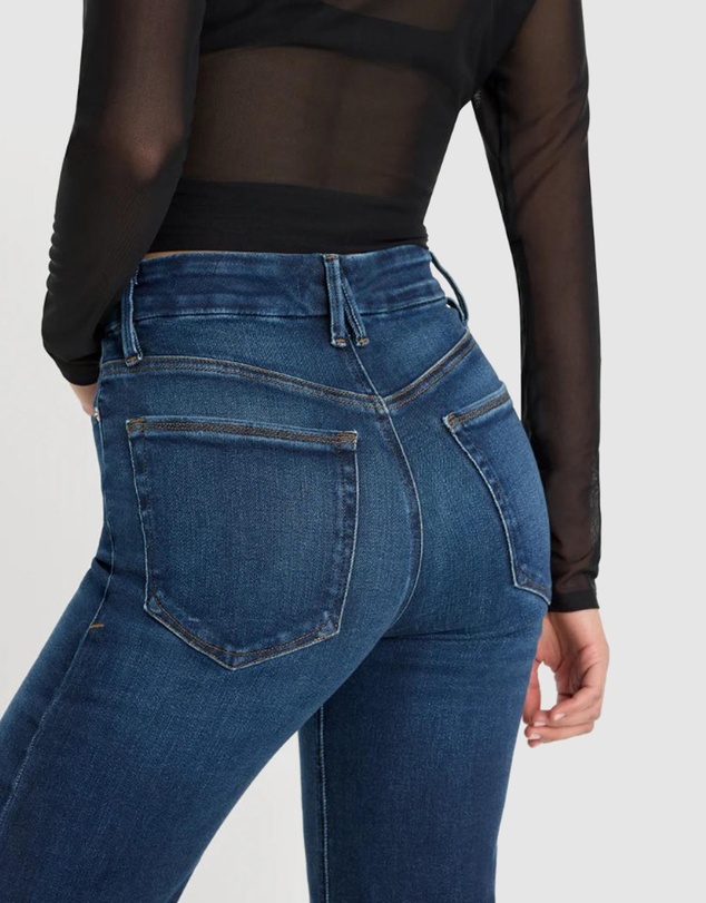 Good American - Soft Tech Good True Straight Jeans