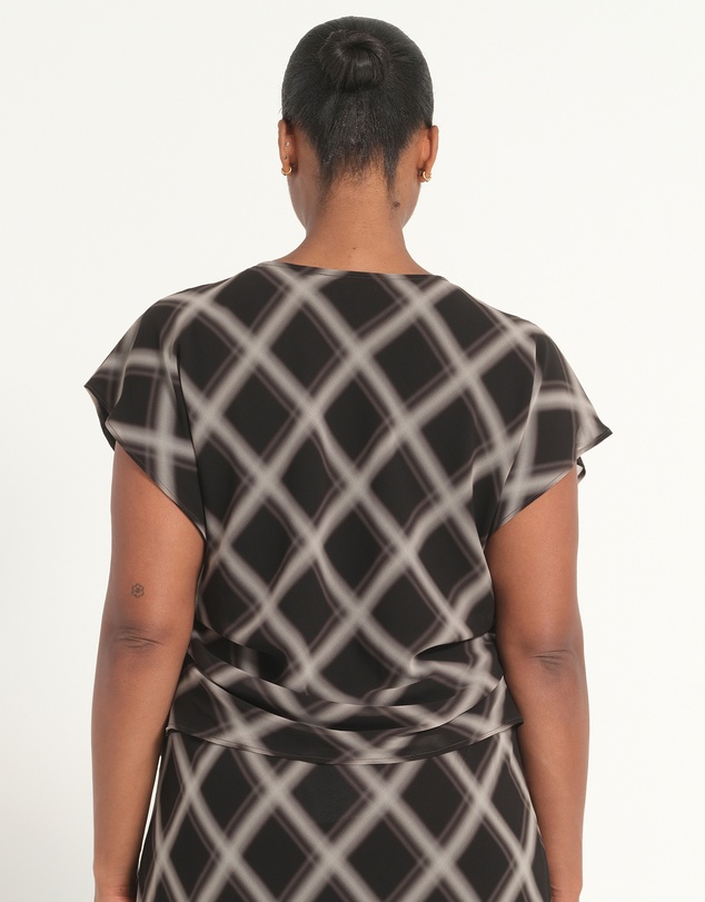 Estelle - Cameron Top