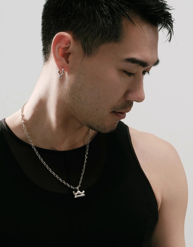 Graedance - Libra Peridot Pendant on Eclipse Necklace