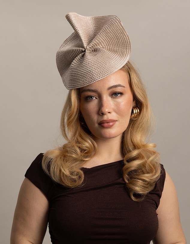 Morgan & Taylor - Zaria Fascinator in Beige