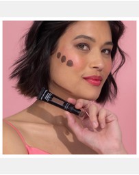 MCoBeauty - Instant Contour Cream Bronzer Wand - Medium Dark