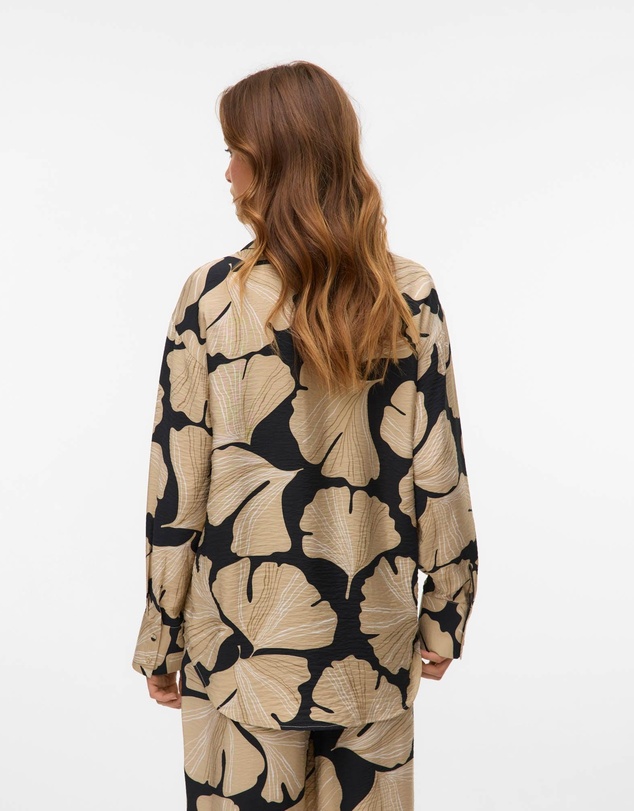 Vero Moda - Lucy Iben Oversized Shirt