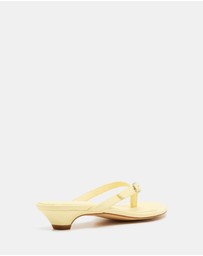 Therapy - Noir Thong Heels
