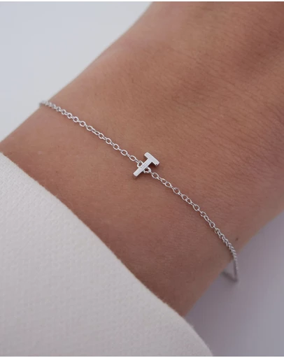 The Silver Collective - Petite A-Z Letter Bracelet Silver - T