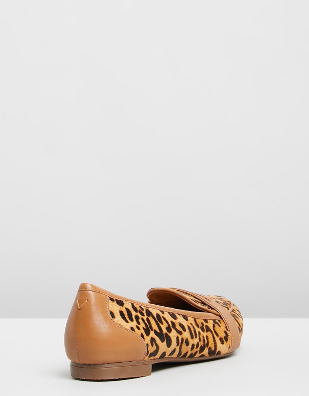 Vionic - Savannah Flat - Tan Leopard