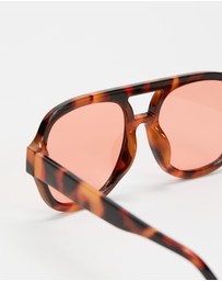 Reality Eyewear - The Special