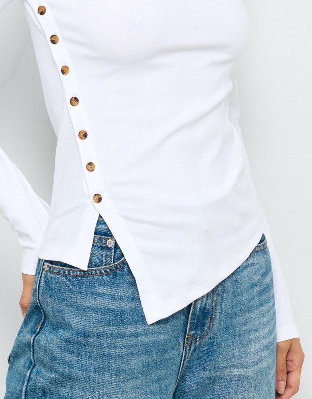 AERE - Amelie Asymm Buttoned Top