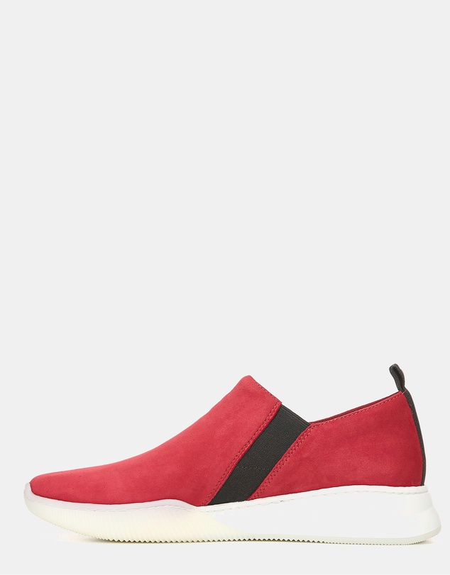 Naturalizer - Untold Slip-On Sneaker - Hot Sauce