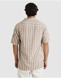 RVCA - Mens Beat Stripe Vintage Short Sleeve Shirt