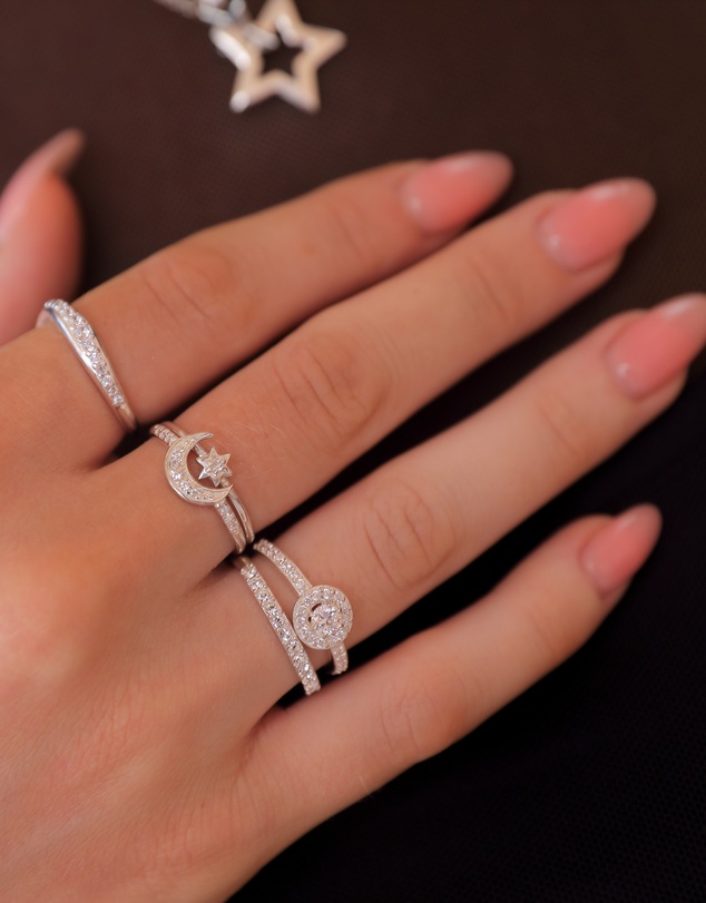 Elli Jewelry - Zirconia Solitaire Engagement Ring in 925 Silver