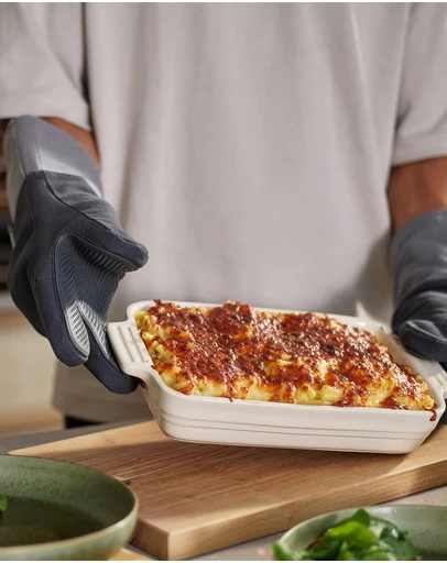 Joseph Joseph - Pinch™ Pair of Easy-Grip Oven Gloves