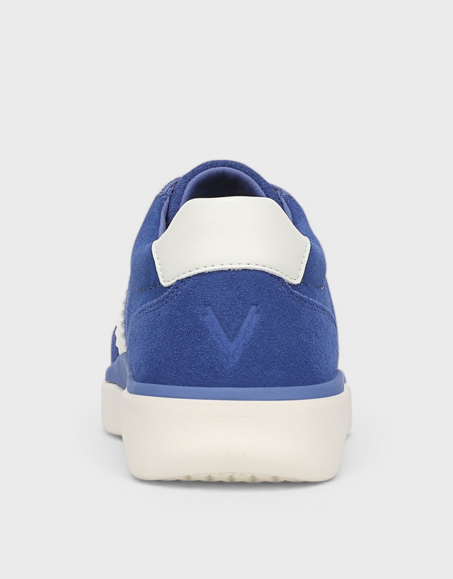 Vionic - City Walk Casual Sneaker - Blue Suede