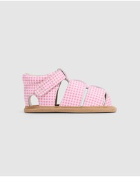 Pretty Brave - RILEY Candy Picnic