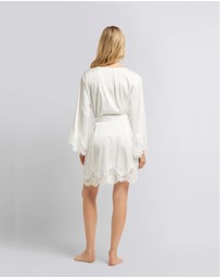 Homebodii - Sian Satin Robe