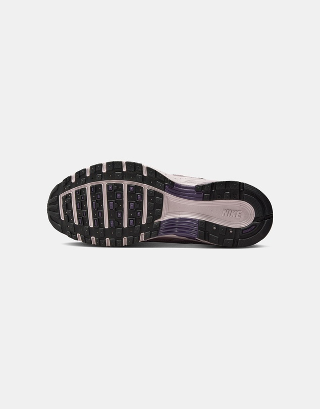 Nike - P-6000 SE - Women's