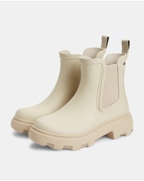 Tommy Hilfiger - Kassandra Rubber Flag Cleated Rainboots - Women's