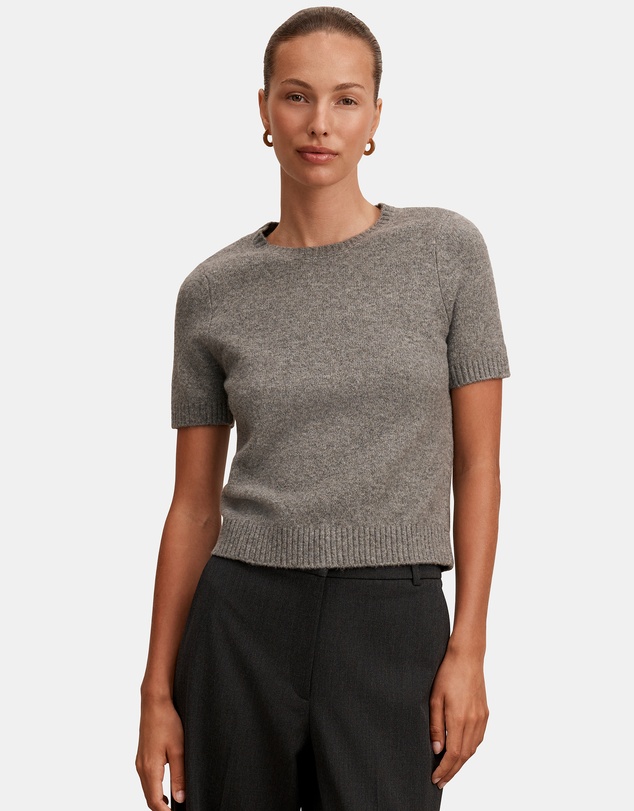 Forever New - Lucy Knitted T-shirt