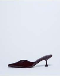 TOPSHOP - Ivette Croc Patent Close Toe Mules