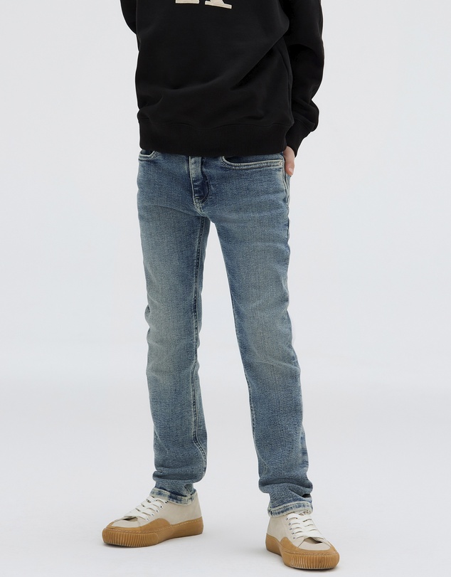 Calvin Klein Jeans - Mid Rise Slim Jeans