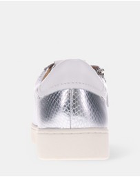 Mia Vita - Luna Zip Casual Sneaker - Silver Snake