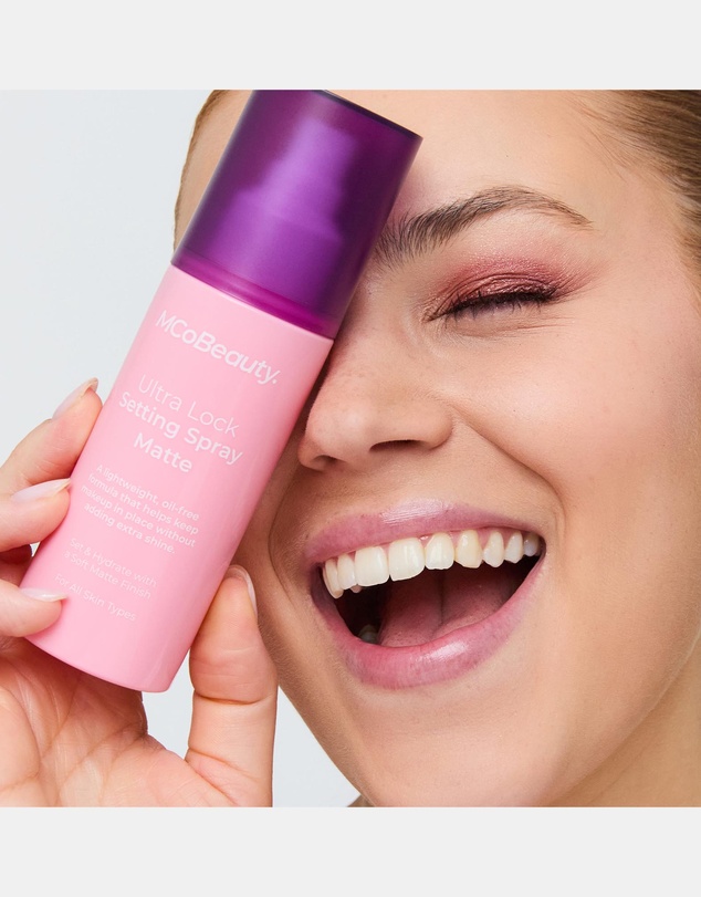 MCoBeauty - Ultra Lock Setting Spray - Matte