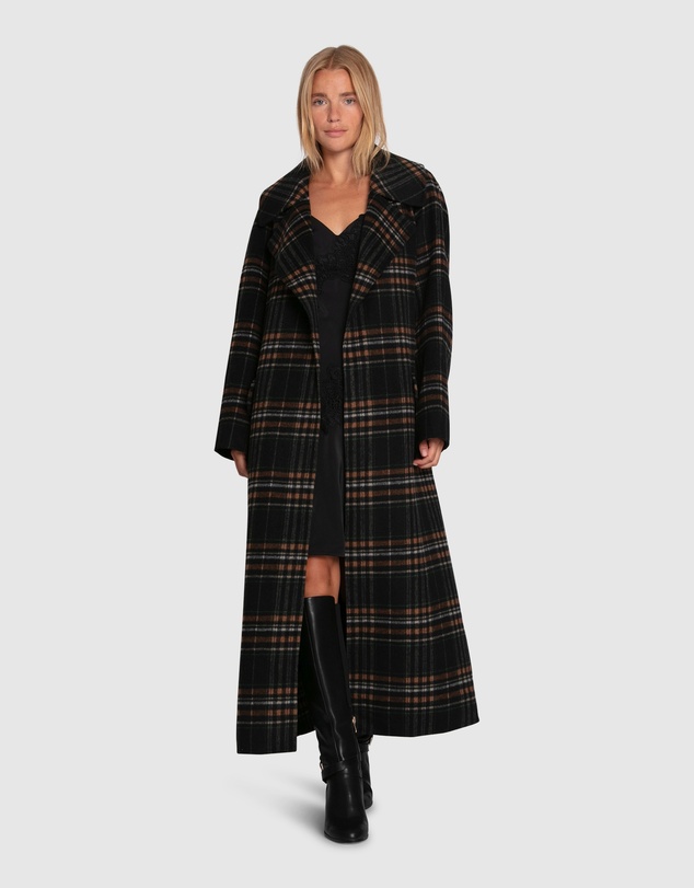 Belle & Bloom - Heart To Heart Large Collar Maxi Coat