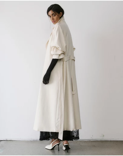 Minima Esenciales - Isra Cotton Twill Trench Coat