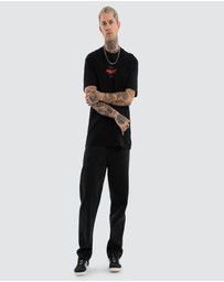 Kiss Chacey - Pendulum Relaxed Tee